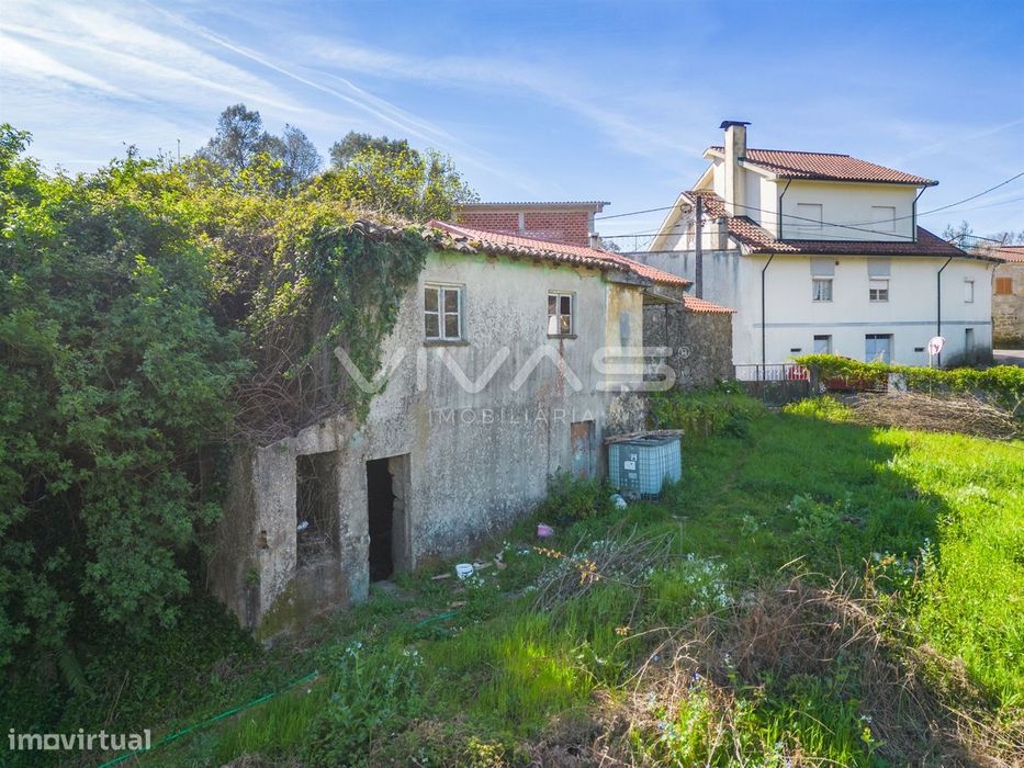 Moradia para Restaurar T0 Venda em Esqueiros, Nevogilde e Travassós,Vi