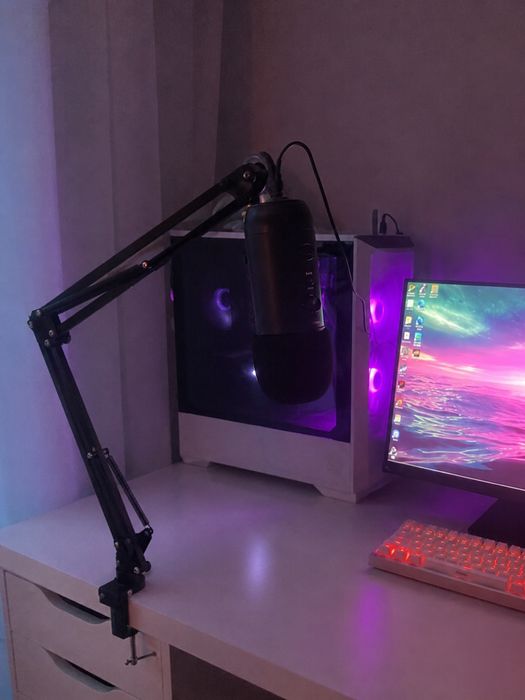 Microfone Blue Yeti + suporte