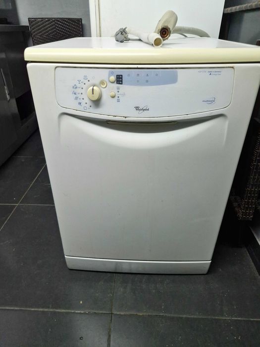 Máquina lavar loiça whirlpool