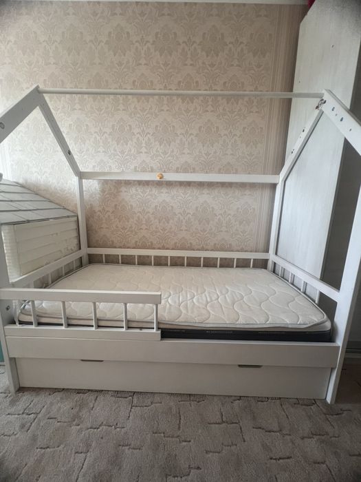 Ліжко     дитяче