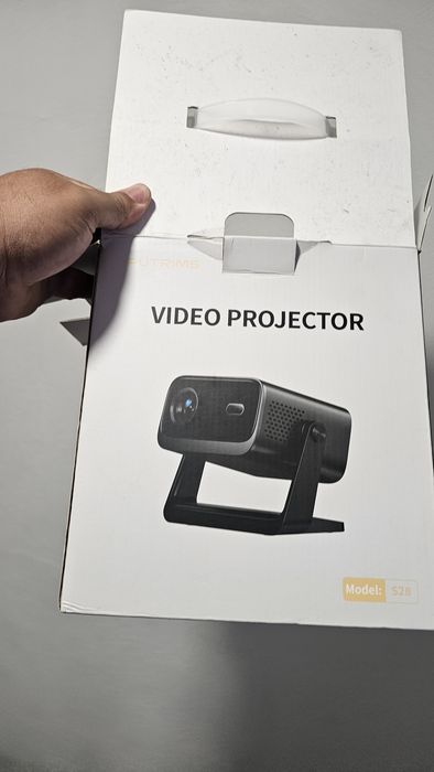 Projetor Putrims S28 + Box Tv android