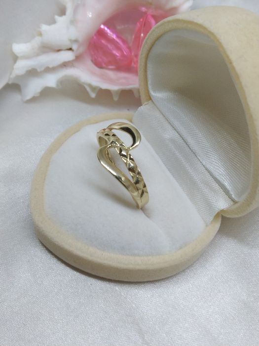 Piękny złoty pierścionek, złoto 585, r. 19