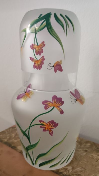 Conjunto de jarro e copo de mesa cabeceira