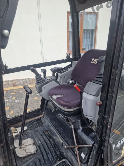 Продам комплектом Еватуатор та Міні Екскаватор CAT 301.7D