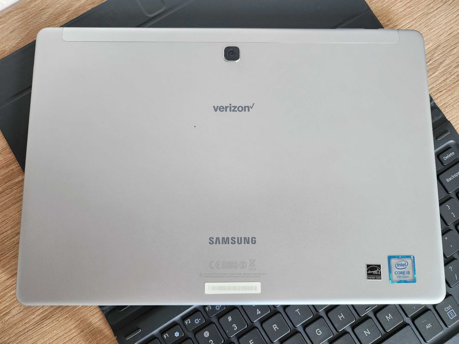 Samsung Galaxy Book 12" 2160x1440 Windows 11 SM-W723 4/128Gb LTE 4G