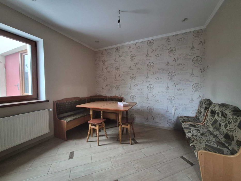 Продаж частини будинку на Старому Місті