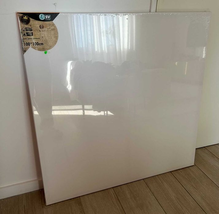 White Screen 100x100