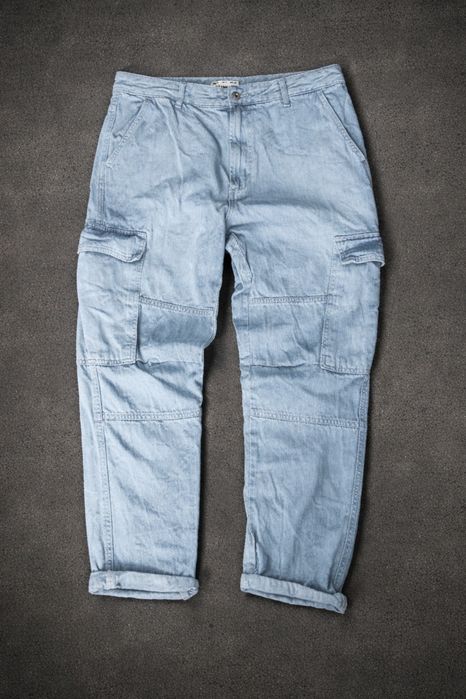 Jeansy Cargo Pull&Bear Oryginalne | Rozmiar EUR 44 | Jak nowe | Jasnoniebieskie