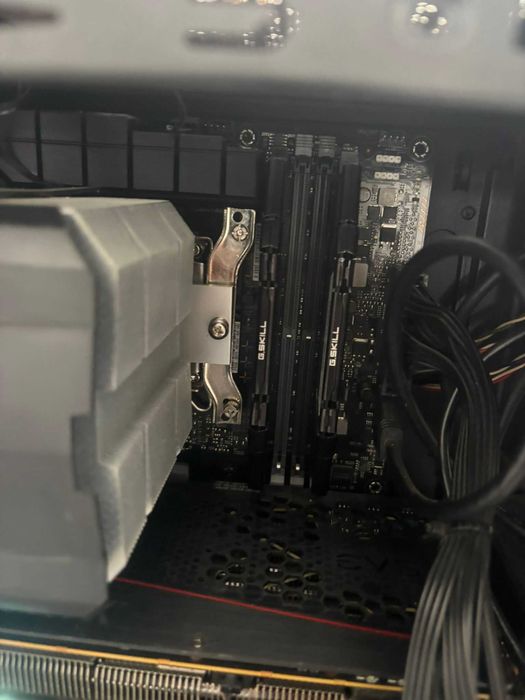 Complete Gaming Setup / Workstation511827027281192964