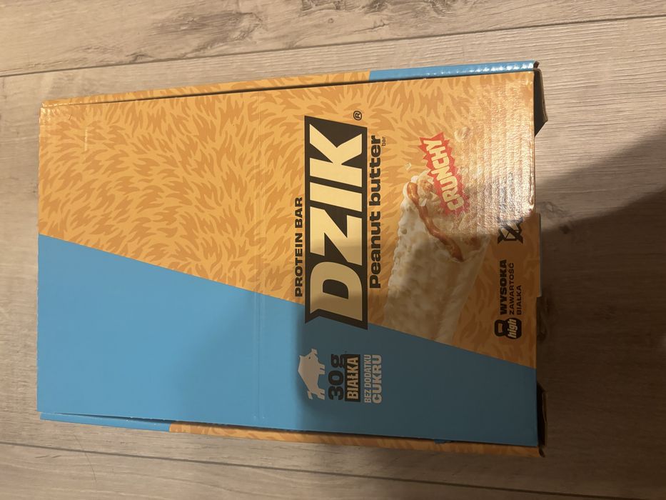karton batonow proteinowych wk dzik peanut butter