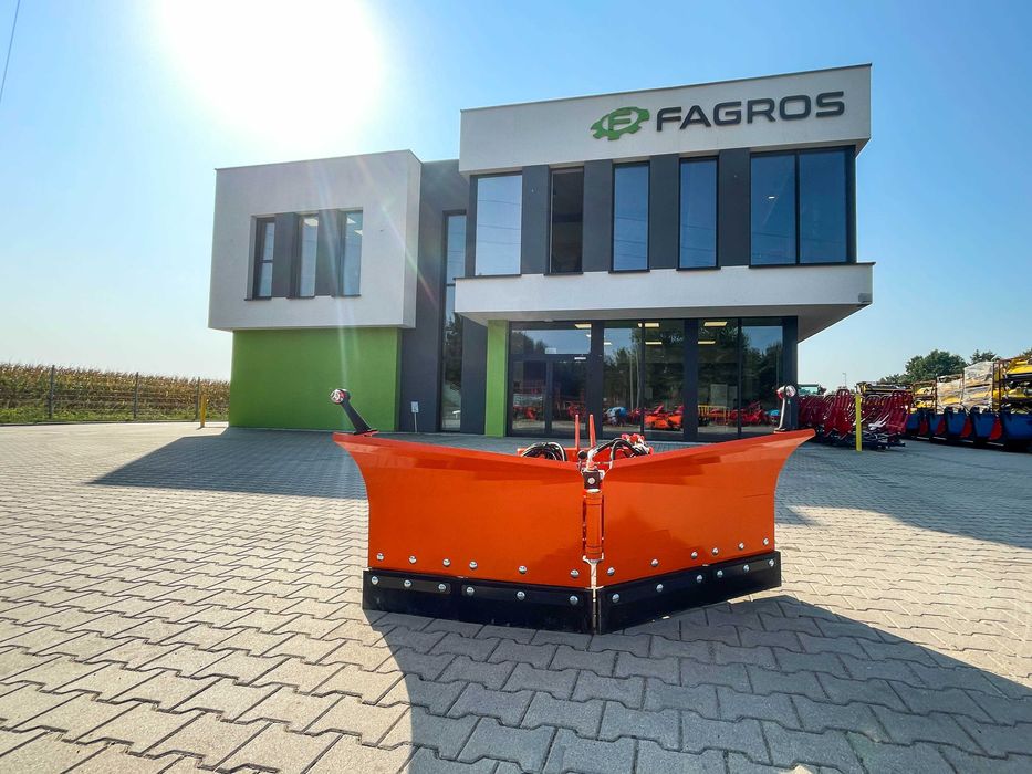 Pług Śnieżny komunalny składany Strzałka 1,5 -2,2m TUZ Hydrauliczny