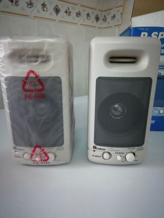 Colunas Para Rádio ou Computador  Multimédia 20 W