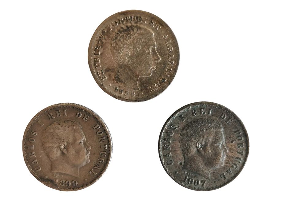 Três Raras Moedas Portuguesas de 500 Réis em Prata – 1858, 1899 e 1907