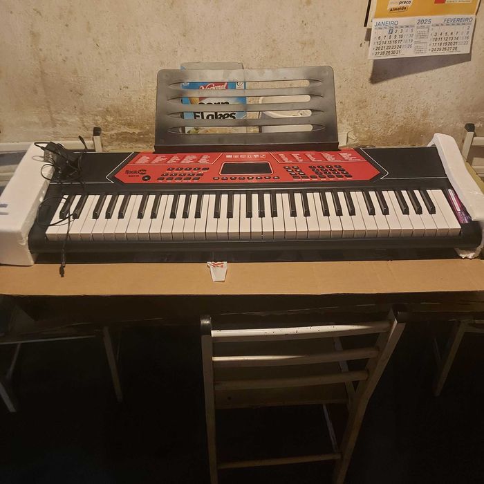 Orgao musical. Estado bom