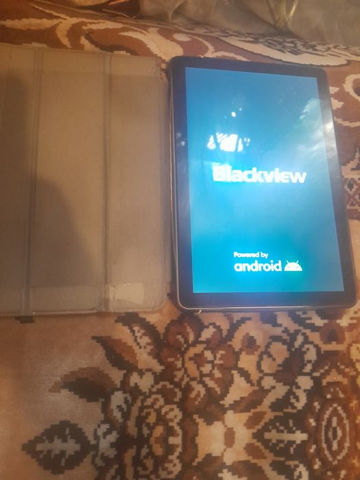 Планшет Blackview tab 10 (циклічний запуск)