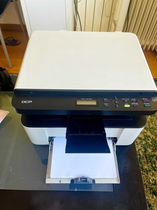 Impressora Multifuncional Brother DCP-1610W - Monocromática - Digitaliza, Imprime e Copia - Impecável!