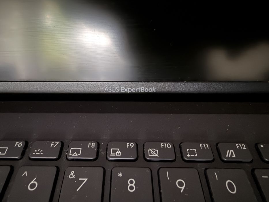 Laptop Asus Expert Book