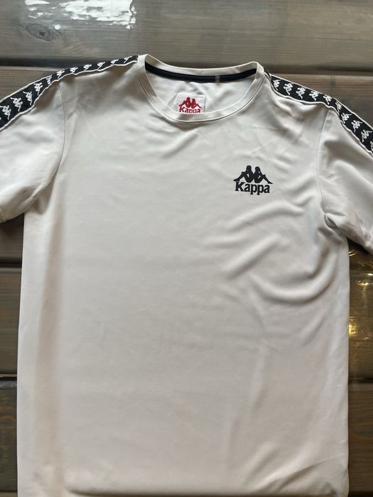 Футболка Kappa на лампасах