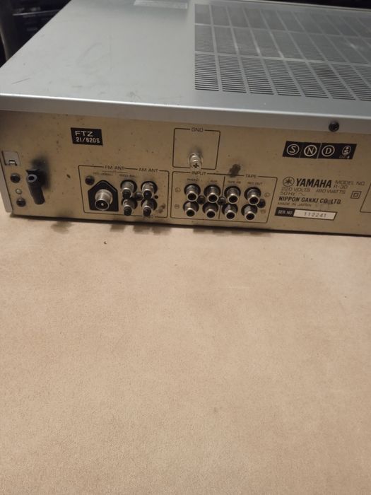 Продам ресивер Yamaha R-30