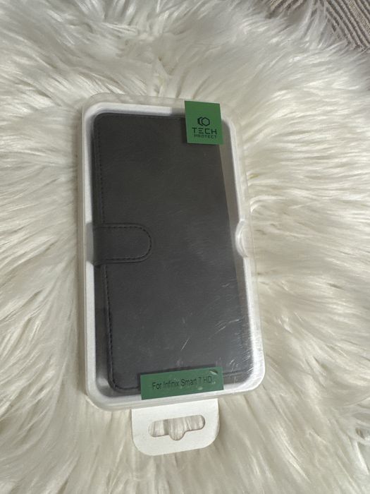 Etui do smartfona Infinix Smart 7HD zamykane (klapka)