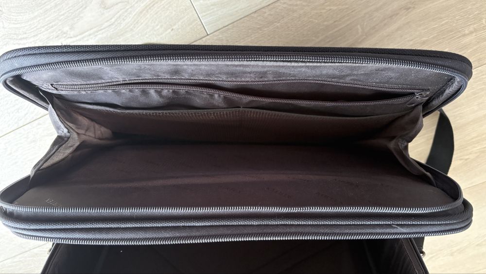 Biznesowa torba na laptopa Airtex Paris