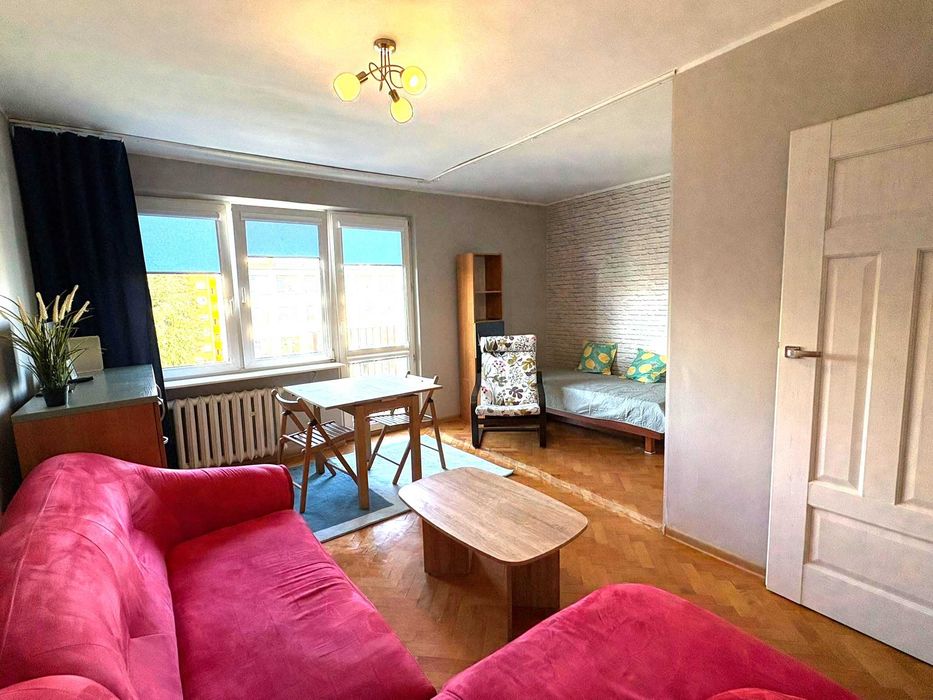 Kawalerka 29 m² z osobną kuchnią w Centrum Gdyni