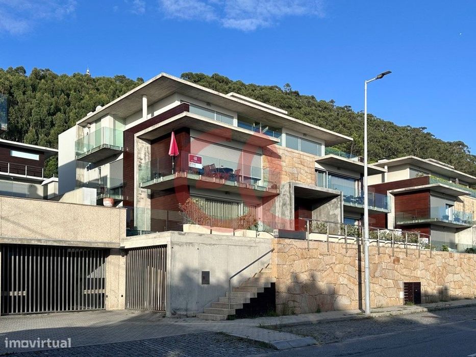 Apartamento T2 de Luxo, em Viana do Castelo