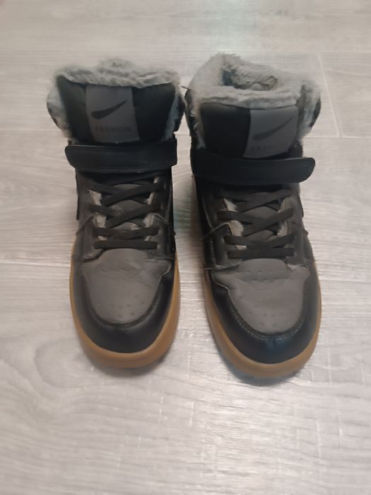 Зимові сапоги ( розмір 39)