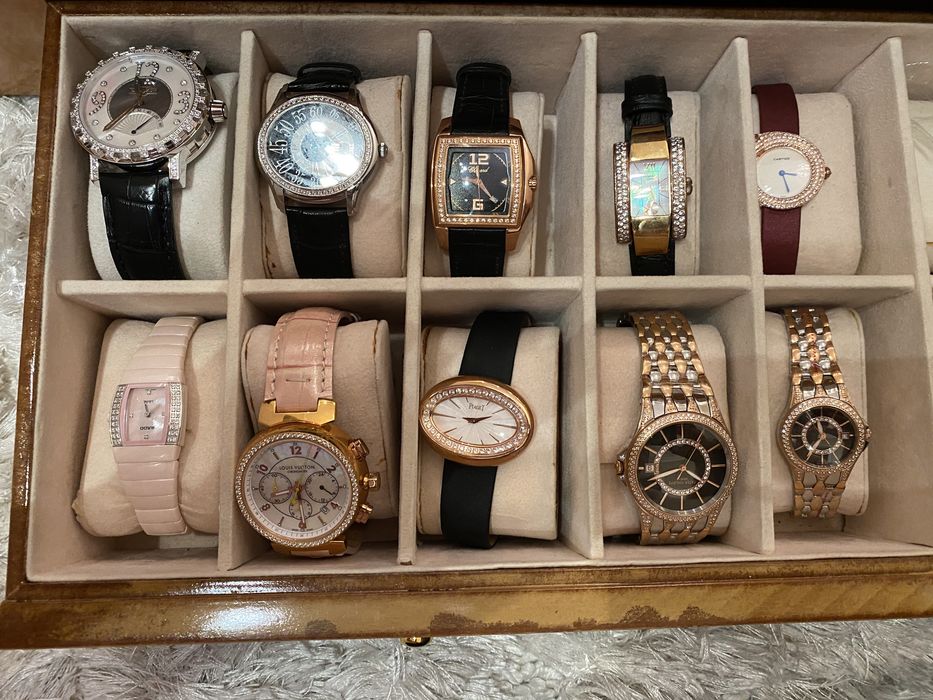 Часы наруччные