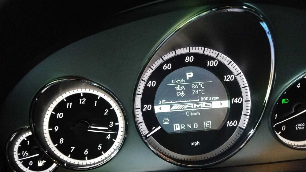 Mercedes benz cupe.5,5 v8.mozliwa zamiana