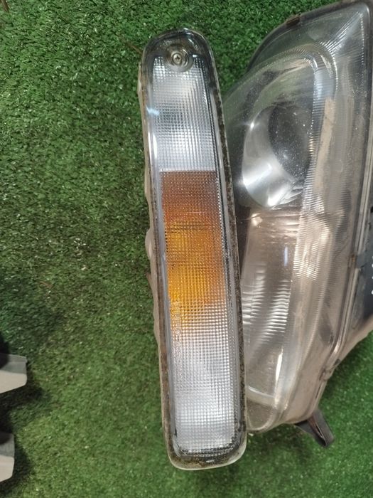 Conjunto de piscas para Mazda 323F