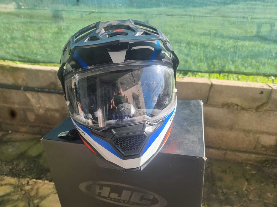 Vendo capacete HJC de carbono