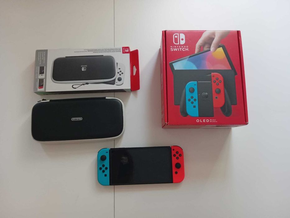 Nintendo Switch Oled como Novo! Com acessórios!!!