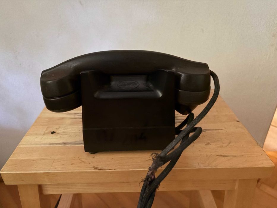 Telefon bakelitowy ericsson