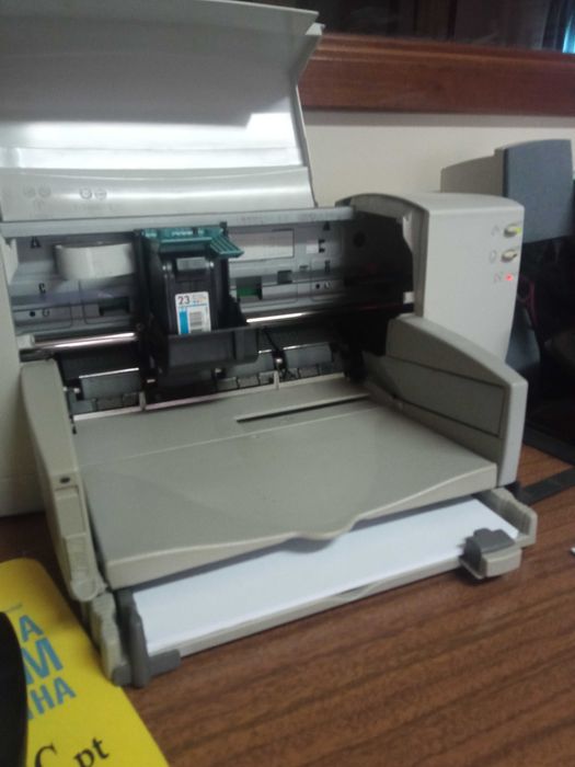 Impressora HP 815C a  funcionar!