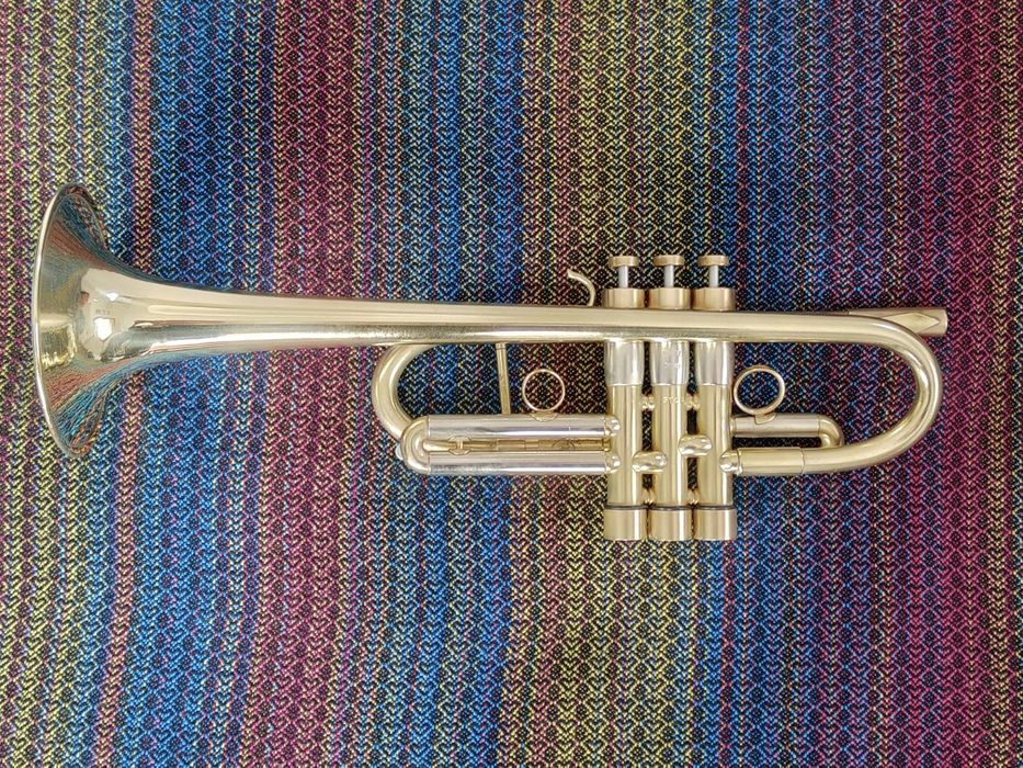 Trąbka Monette STC-4