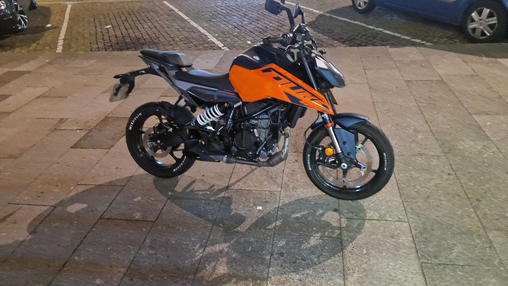 KTM Duke 125 2024