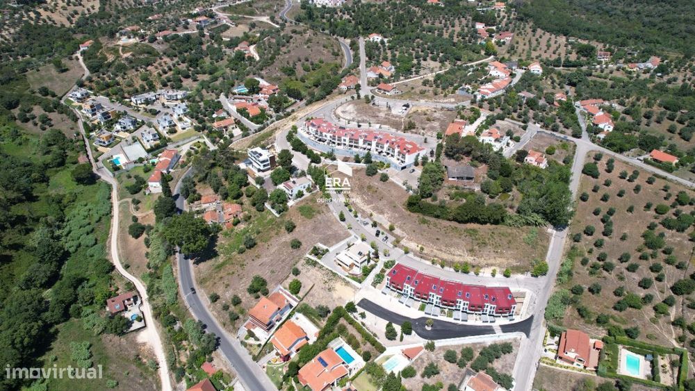 Lote para construção localizado no centro de Tomar! — Tomar (São João Baptista) E Santa Maria Dos Olivais, Santarém