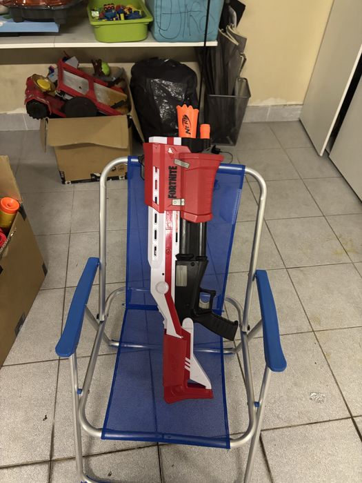 Escopeta tática nerf