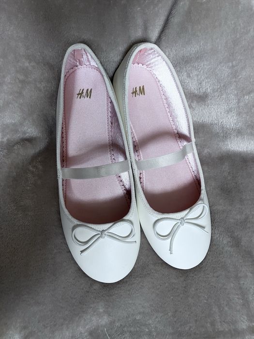 Балетки білі, нові, бренду H&M