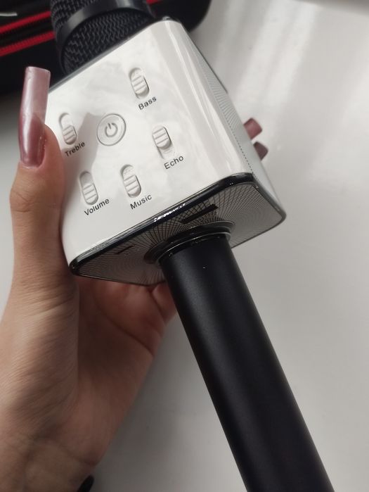 Караоке-мікрофон q7