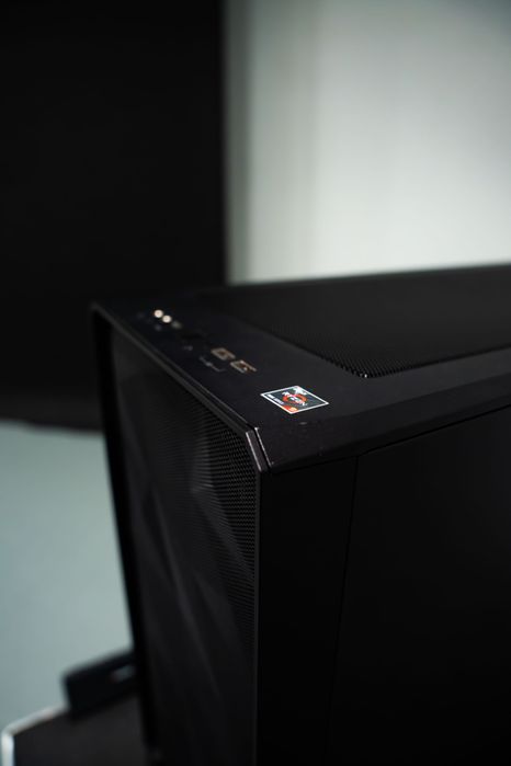 Computador Desktop - 4090, Ryzen 9, 64GB RAM, 2TB SSD