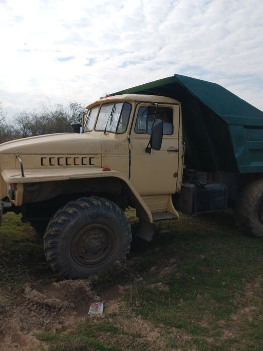 Продам машину урал 5557 1986р