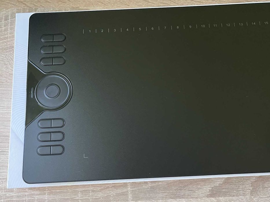 Графічний планшет Huion HS610