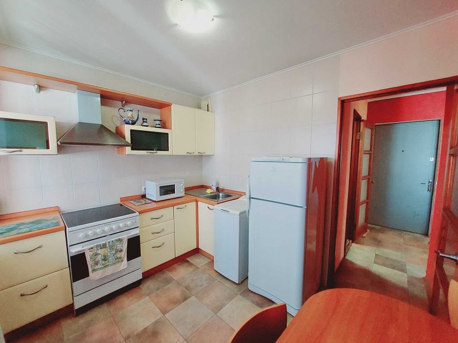 свободно 24.03 пр-т Героев Сталинграда(В.Ивасюка)35, метро Минская