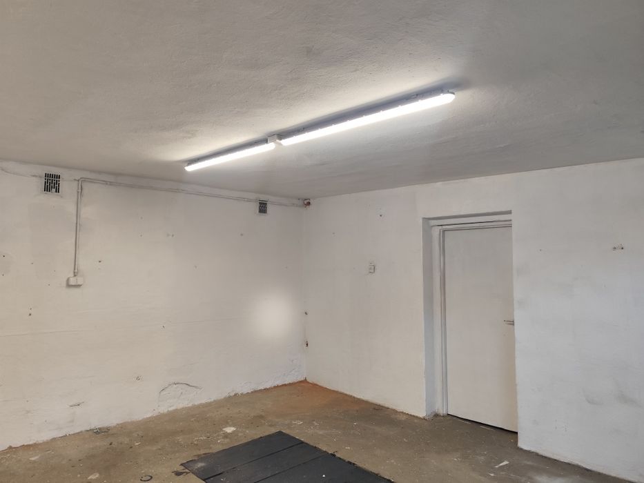 Garaż 24 m² z kanałem i piwnicą 23.5 m² – Bnin, Kórnik