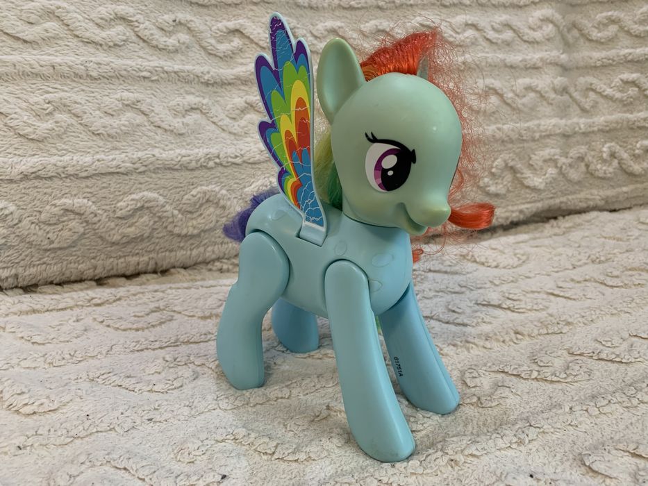 Hasbro My Little Pony Flip and Whirl Rainbow Dash