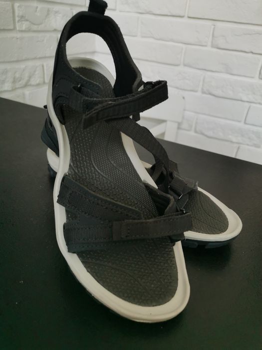 Sandaly turystyczne Quechua  rozmiar 39