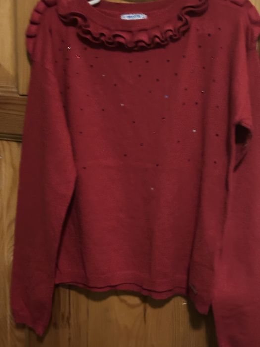 Sweterek 146/152 .