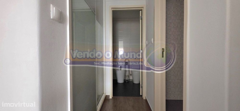 Apartamento T3 em Carnide (LXLX013)